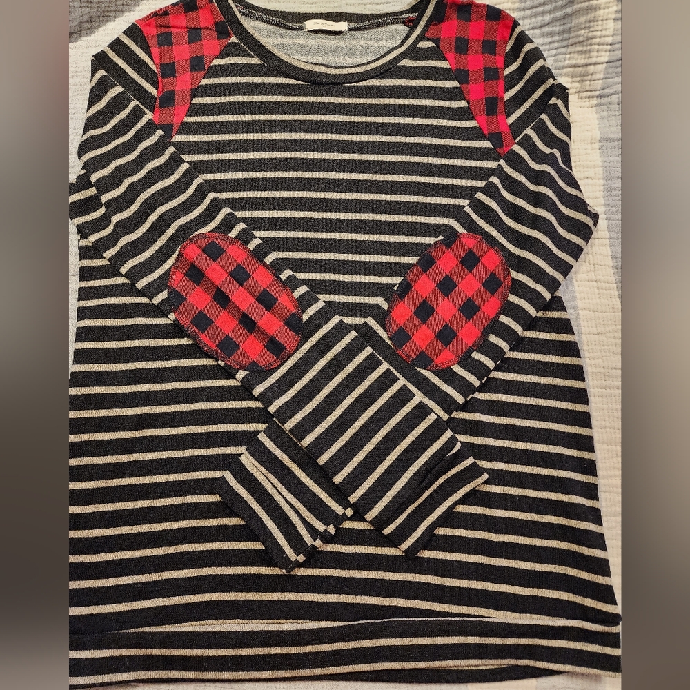 Mon Ami Sweater
